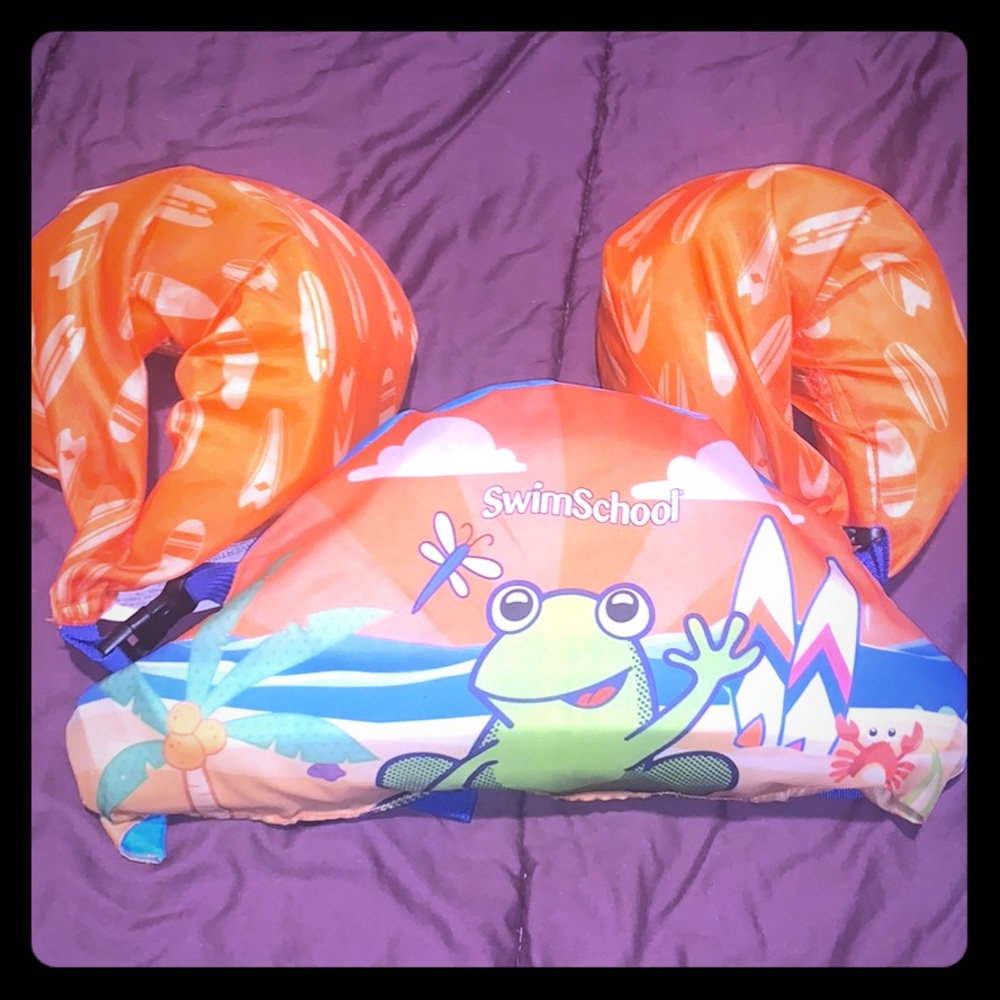NWOT Swim School Floatie
